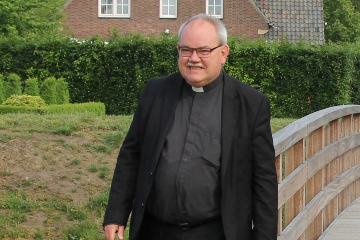 Pastoor Paul Tervoort (71) overleden